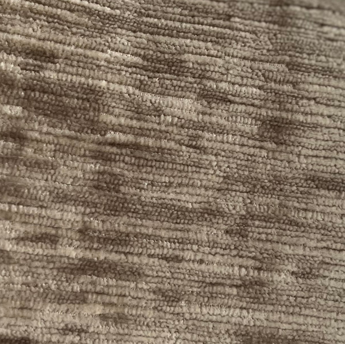 Dahlia Sofa/Loveseat/Chair