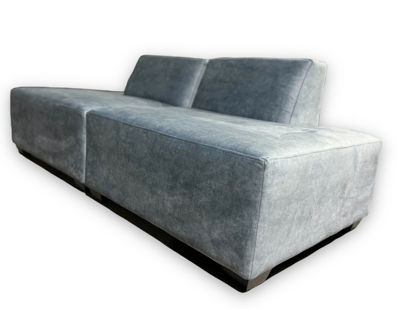 Bouvardia Sofa/Loveseat